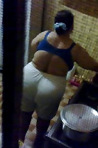 arab chicks at home  with super-cute  donk