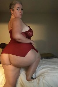 fat blonde moms ten