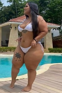 Latina plumper Vol 16