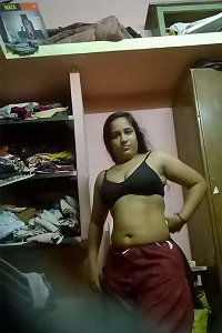 INDIAN AUNTY Gallery 22